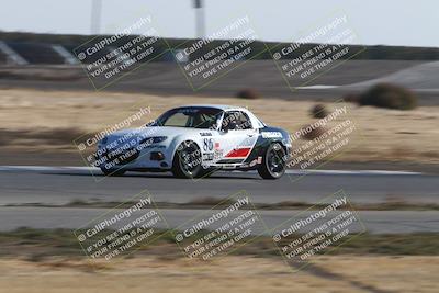 media/Nov-17-2024-CalClub SCCA (Sun) [[5252d9c58e]]/Around the Pits/